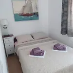 Ana Apartman Vir