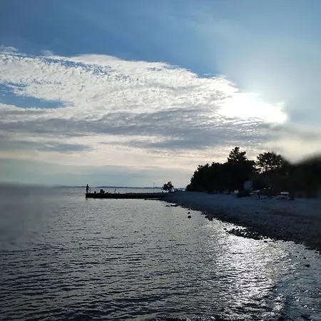 Ana Appartamento Vir