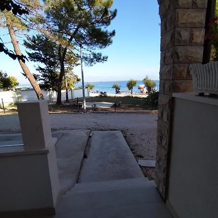 Διαμέρισμα Ana Vir