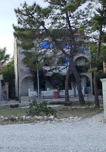 Apartment Ana *